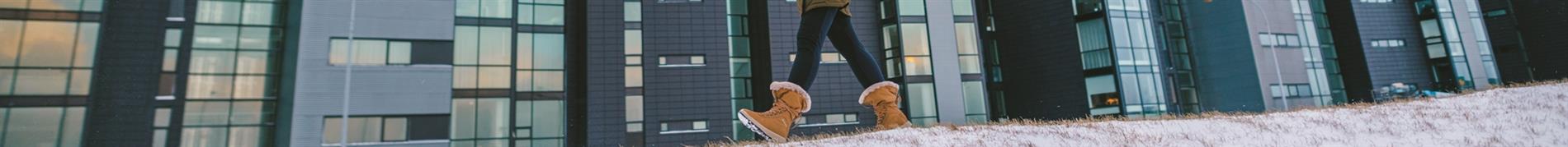 The North Face Warm Women's Winter Boots for Style and Comfort 
