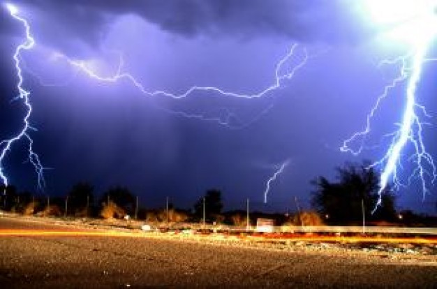 lightning--thunder_19-100244