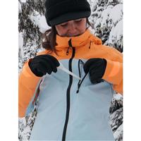 Women's [ak] Embark GORE‑TEX 2L  Jacket - Salmon Buff / Ballad Blue